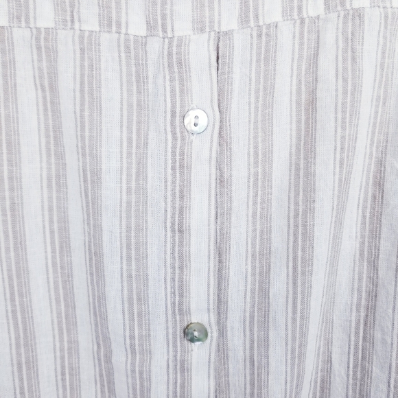 Naturals d&co. Tan and Ivory Striped Linen Blend Top size Medium - Picture 5 of 6